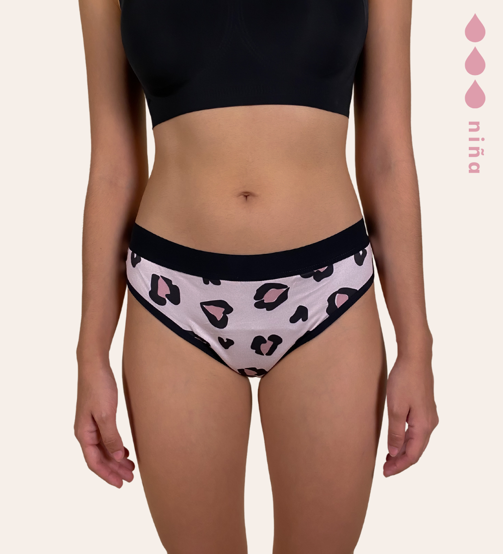 Niña de 14 años en calzones hotsell